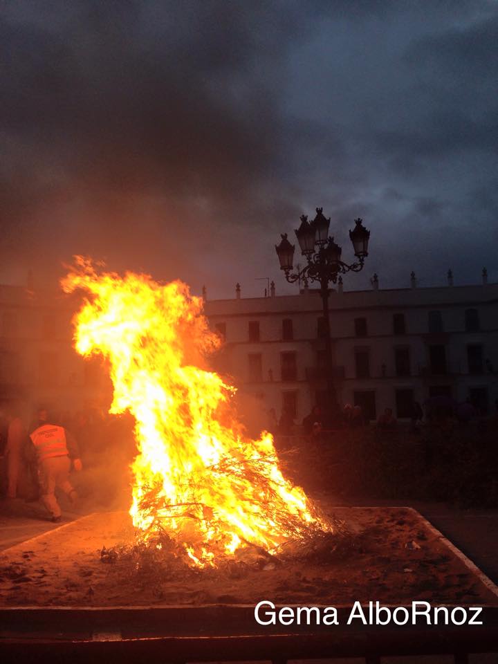 Hoguera de la Candelaria en Aguilar. Córdoba.